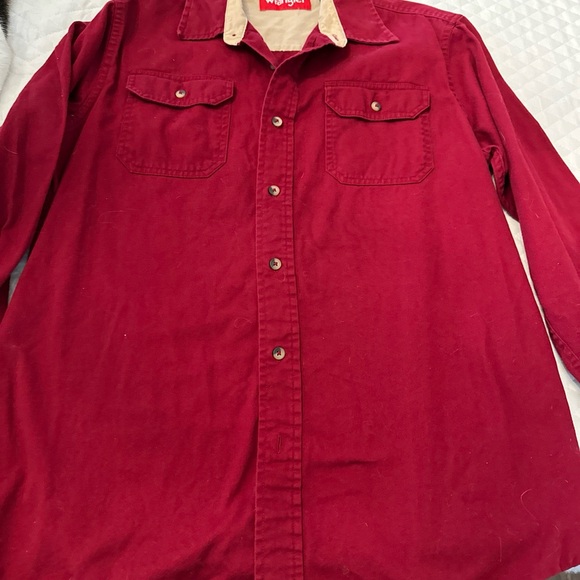Wrangler Flex Shirt Men's Size M Burgundy Button Up Long Sleeve Pockets Casual - Picture 3 of 4